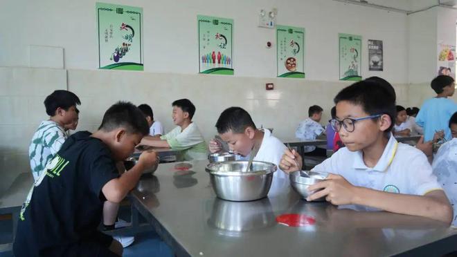 云南永善：多样暑期托管 点亮多彩假期(图2)