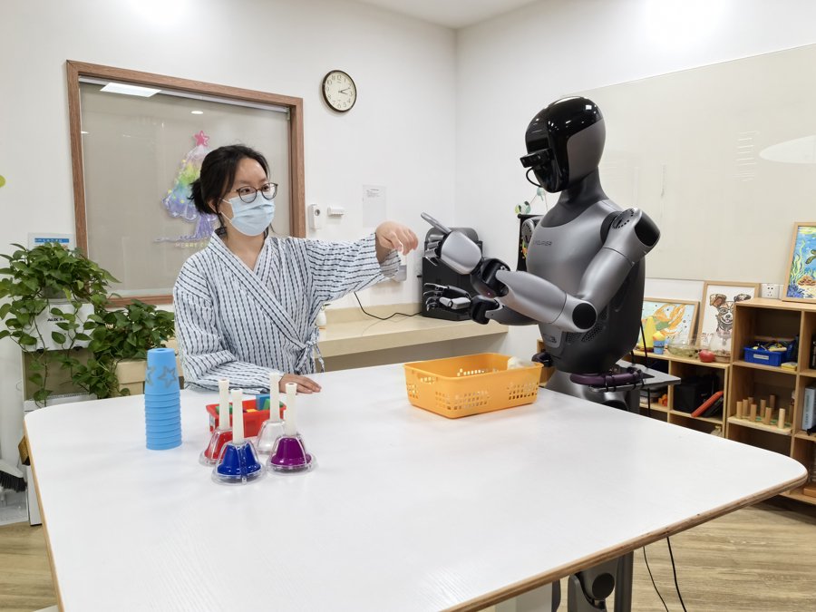 【文汇报】康复机器人进家庭迎来倒计时(图1)