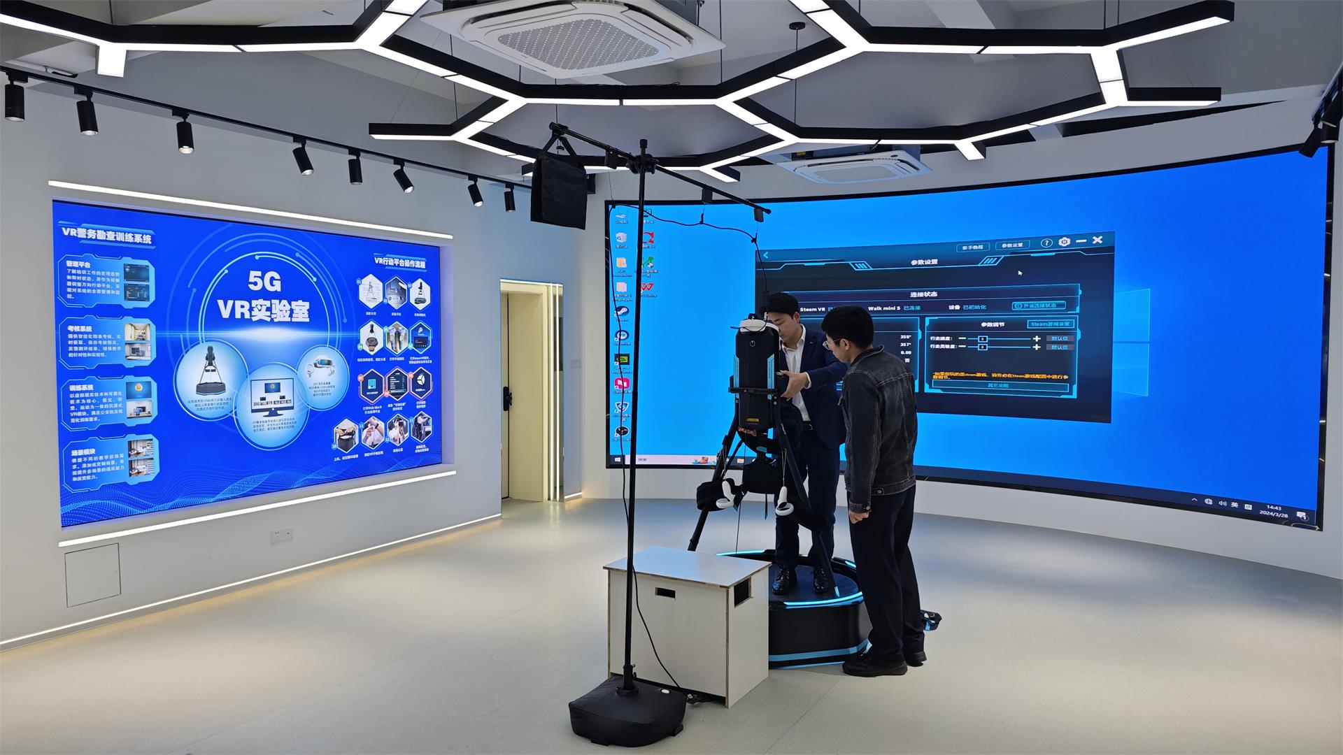 VR警务训练-VR警情处置系统狭小空间处置场景真实还原(图1)
