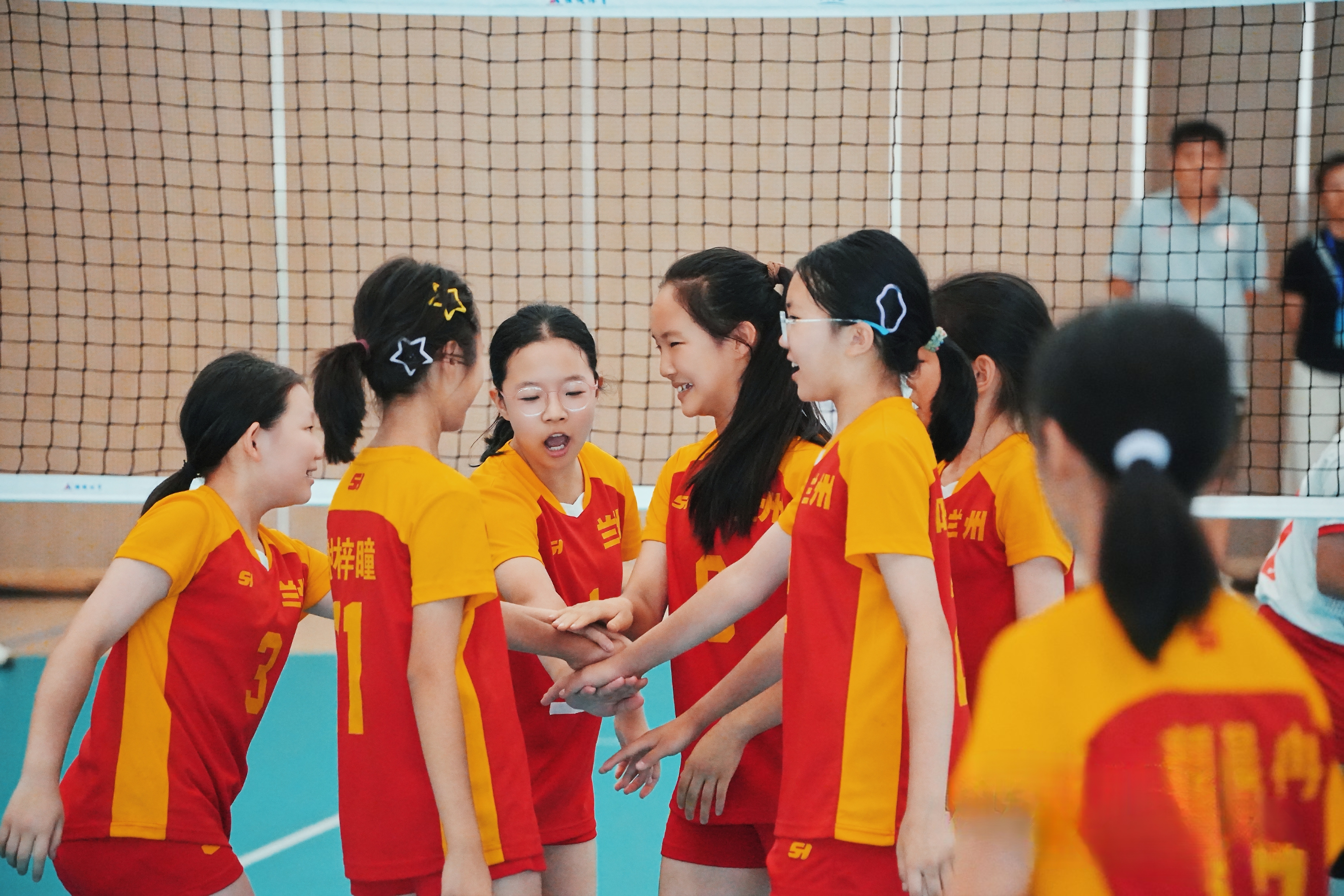 首次征战国家级赛事兰州女排小将斩获第五(图2)