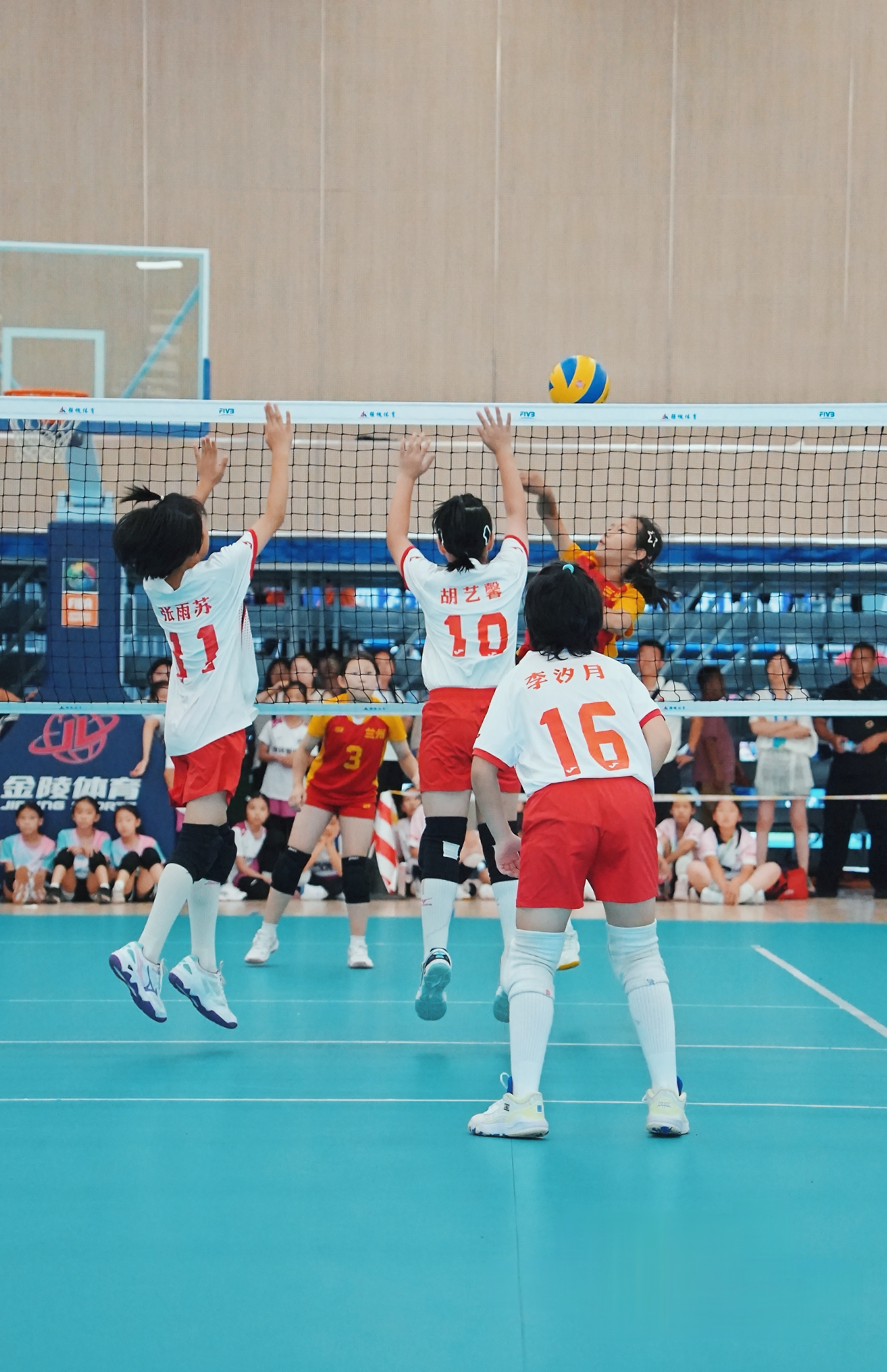 首次征战国家级赛事兰州女排小将斩获第五(图4)