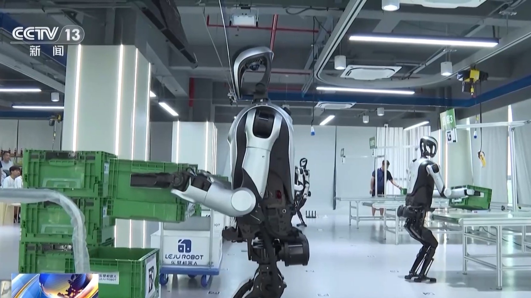 机器人如何自主料箱搬运？带你探访人形机器人仿真训练场(图6)