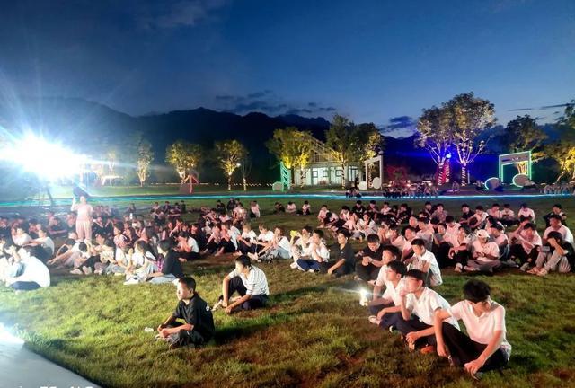 再启新征程！中铁二十局技工学校成功举办2025级新生研学活动(图9)