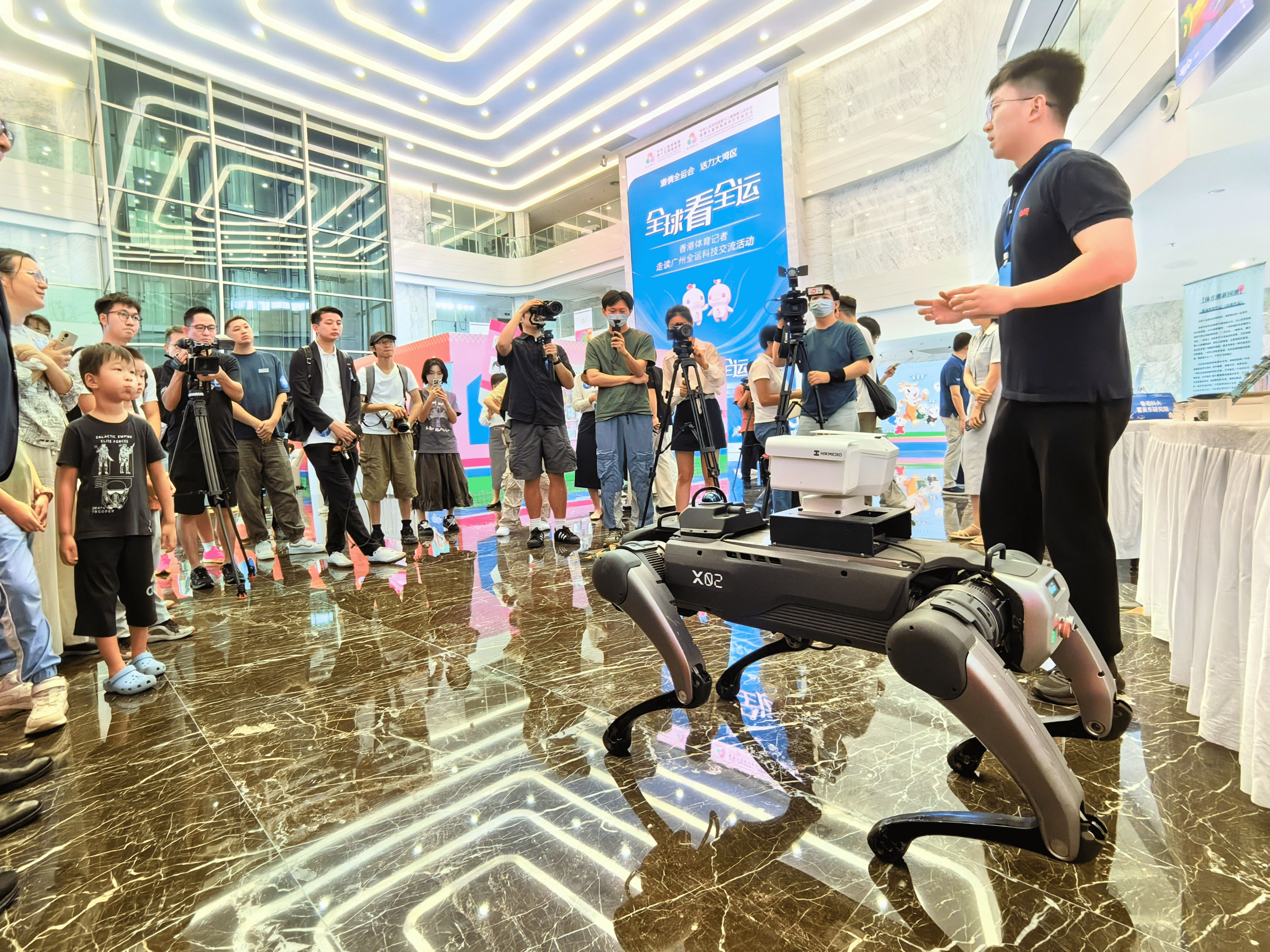 视源股份亮相“全球看全运”科技交流活动赋能智慧赛事新生态(图2)