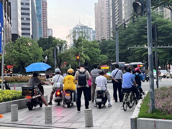 严抓违停！查扣3万辆电鸡！广州全运会备战升级(图2)