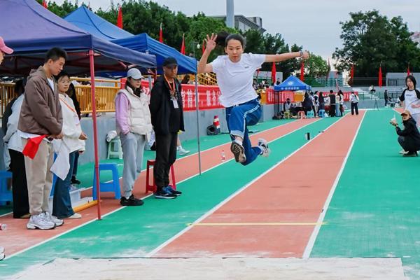 一场跑了60年的“大思政课”(图2)