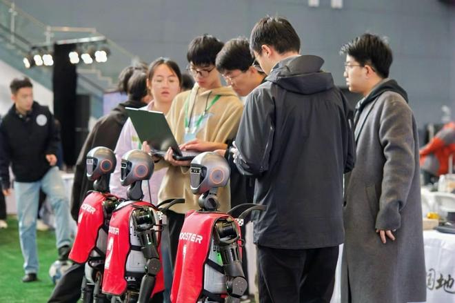 中国机器人大赛落幕加速进化打造高校赛事生态(图2)