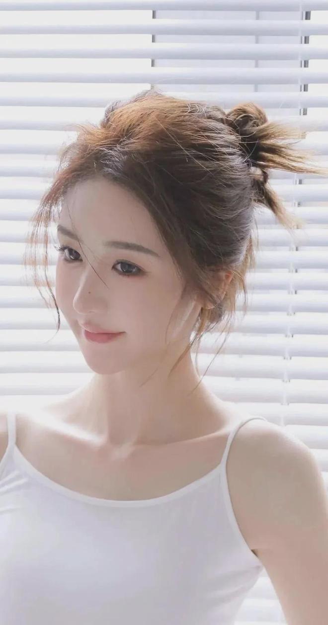 成年女人Vr免费视频(图1)