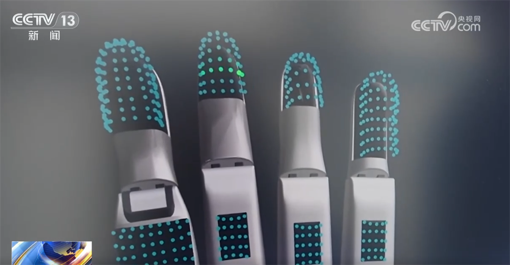 一双“灵巧手”实现突破折射机器人产业崛起 “中国智造”展现“新”活力(图3)