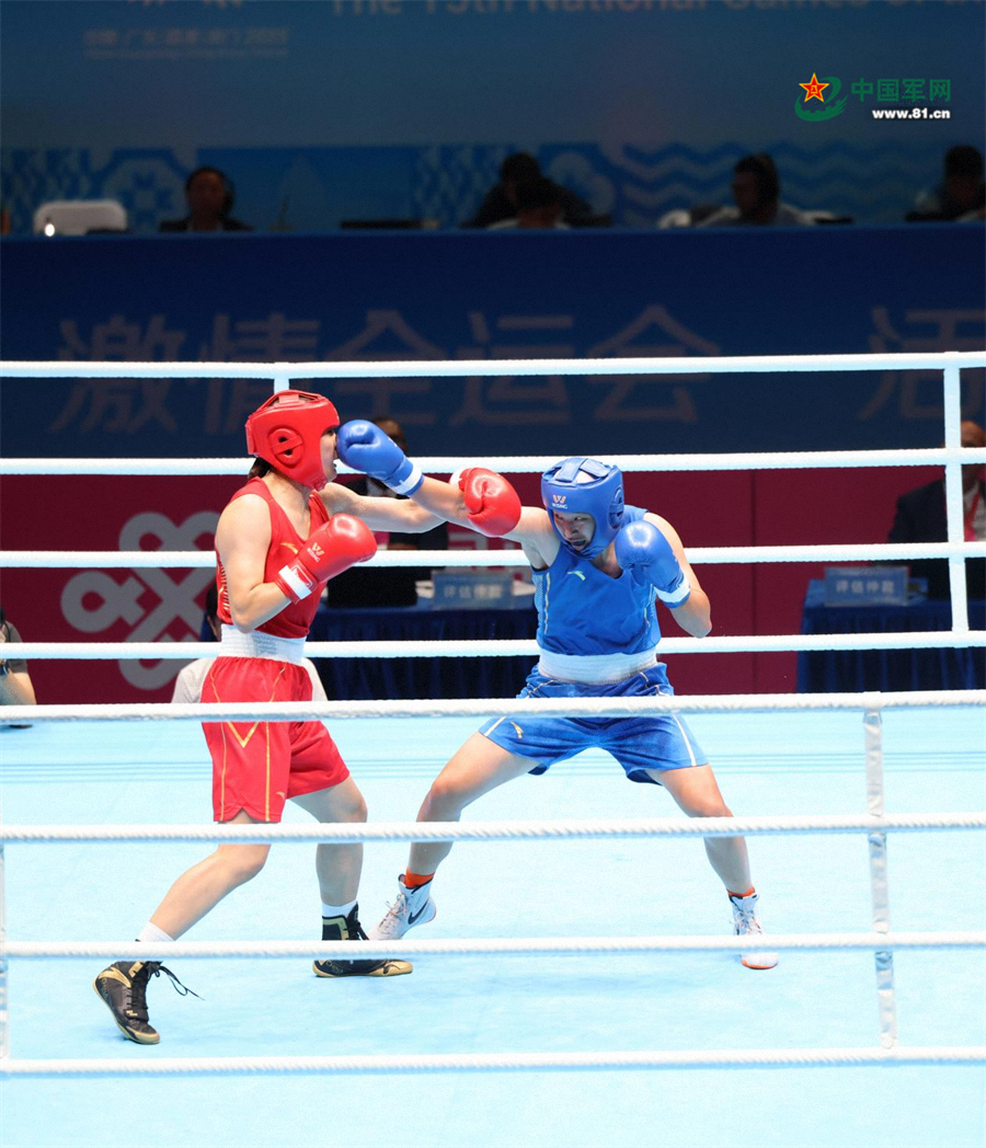 看现场丨全运会拳击比赛在深圳落幕 人形机器人亮相颁奖仪式(图5)