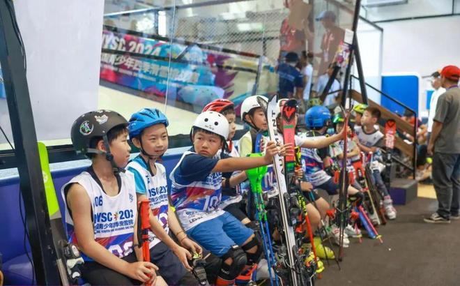 没有冰雪但有热爱！静安这项品牌赛事“五周岁”助力冰雪经济不断升温(图10)