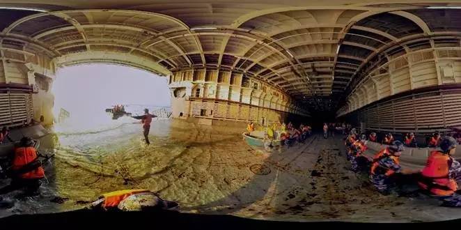 【新视角】用VR拍一部片子致敬这些雄狮般的军人！(图5)