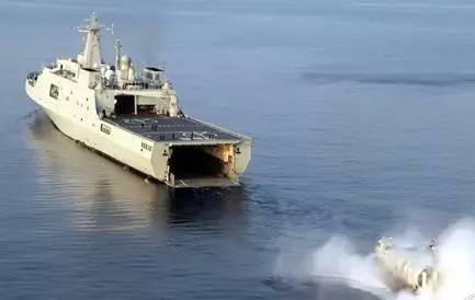 【新视角】用VR拍一部片子致敬这些雄狮般的军人！(图6)