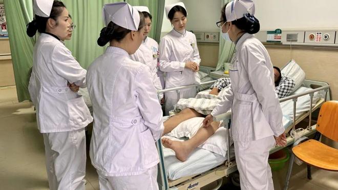 38岁的他重新学会“抬腿”