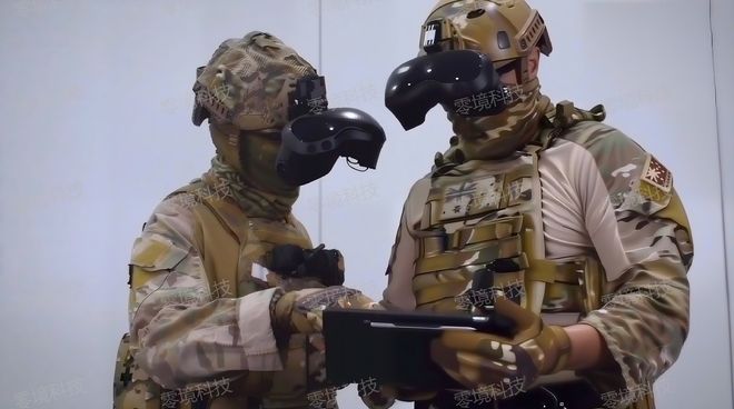 揭秘VR军事仿真沉浸式多人协同作战系统：科技如何重塑军事训练