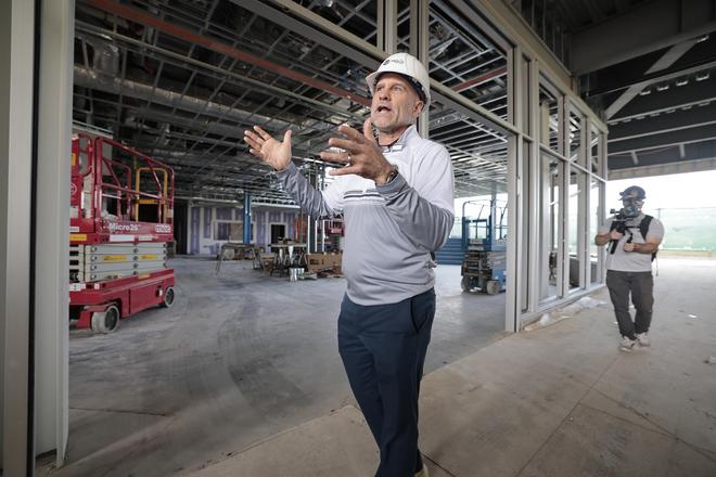 探索全新足球体验联盟首发独家应用程序！