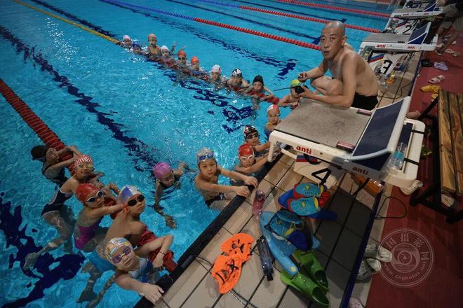 李亚隆:韧性2025(图32)