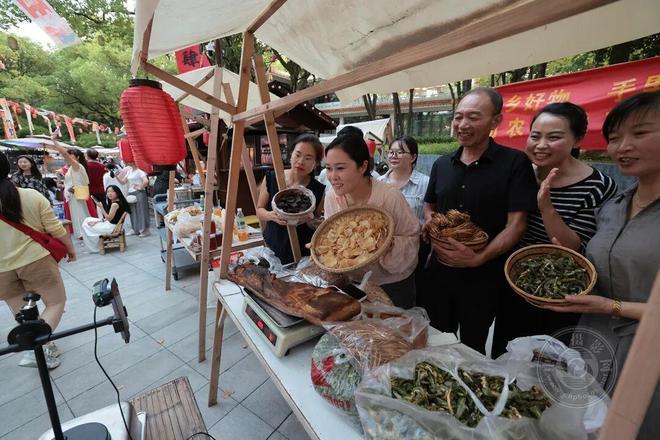 李亚隆:韧性2025(图29)