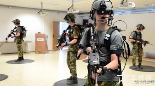 VR军事模拟对抗训练：突破极限！实战技能一键升级！