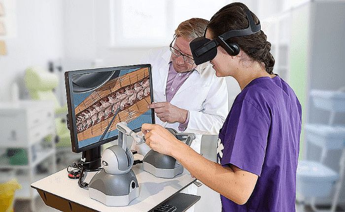 京东家政西南基地落地万州引入VR培训提升服务专业化