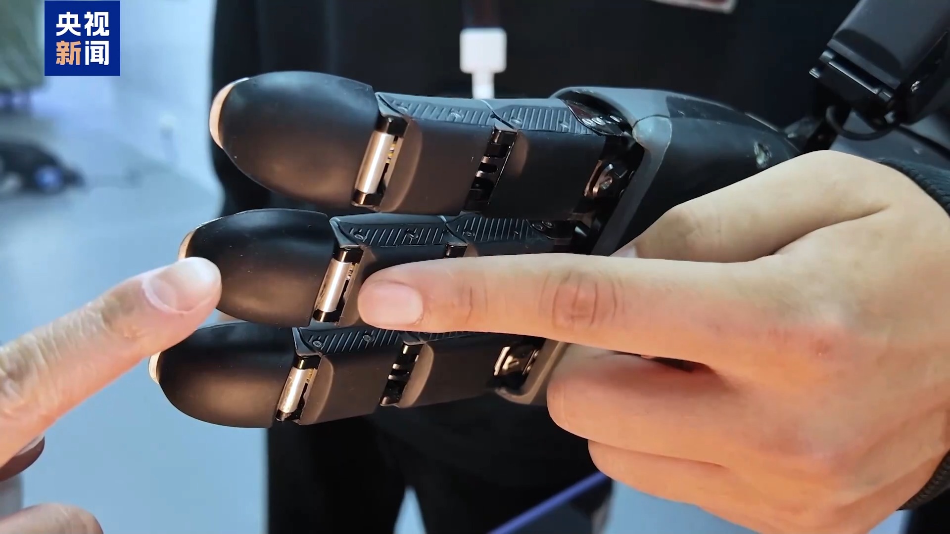 【明日主题前瞻】机器人从“能动”到“好用”训练数据成为制约行业发展的关键瓶颈