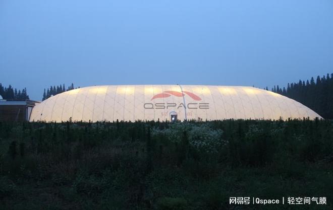 气膜体育馆：构筑城市全天候、高品质全民健身新空间—轻空间