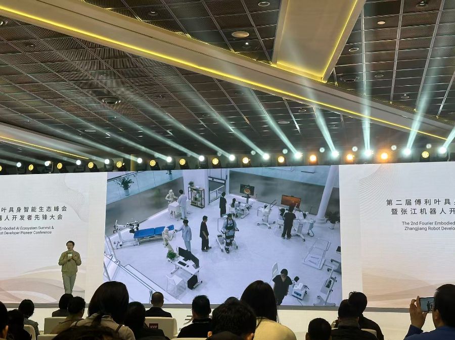 不止具身智能？傅利叶称1-2年内将脑机接口引入机器人康复训练