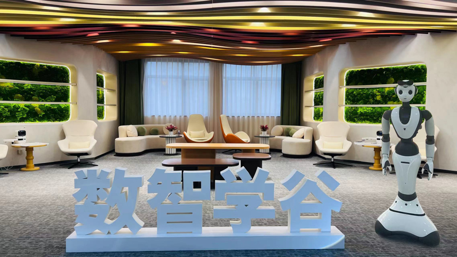 【上观新闻】当人工智能走进中小学课堂：上海校园发生了怎样的变化？(图3)