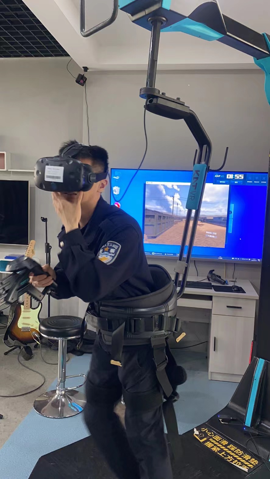 VR警务训练警情处置实训系统多视角导调虚拟执法演练平台